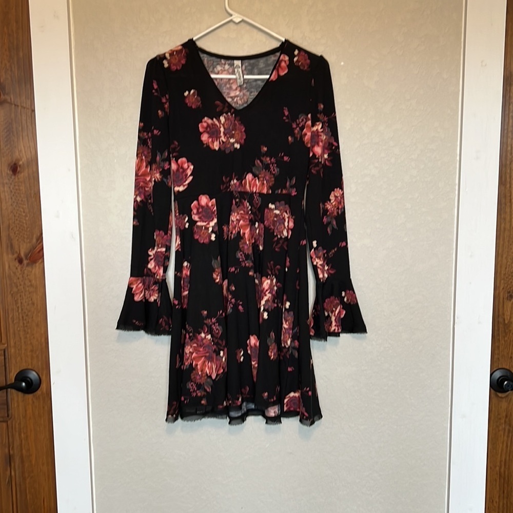 American Rack M Dark Floral Whimsigoth Midi Dress Empire Waist Bell Sleeve